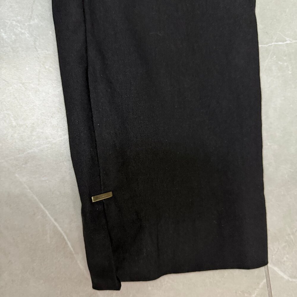 Chico's Bridgette Crop ankle pant with silver embellishment, Size 0.5R (US 6)